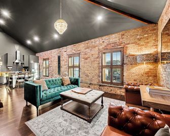 The Chandler Hotel - Madison