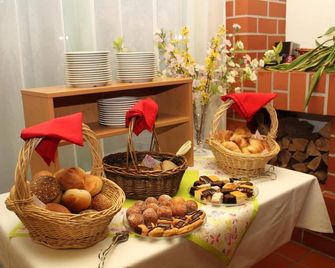 Acron Hotel Wittenberg - Lutherstadt Wittenberg - Buffet
