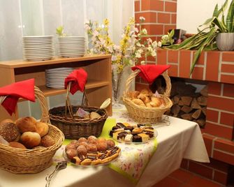 Acron Hotel Wittenberg - Lutherstadt Wittenberg - Buffet