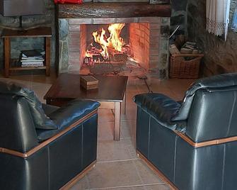 Quinta Penedo das Antas - AL - Serta - Sala de estar