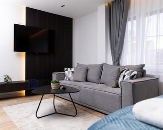 Erika's Boutique Hotel - Pristina - Huiskamer