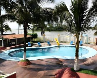 Hotel Gran Palmeiras - Playa de Chachalacas - Pool