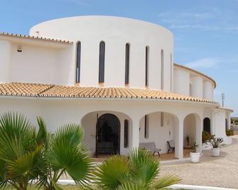 Flor do Vale - Two Bedroom Apartment Direct Acess to Garden & Pool - Albufeira - Edificio