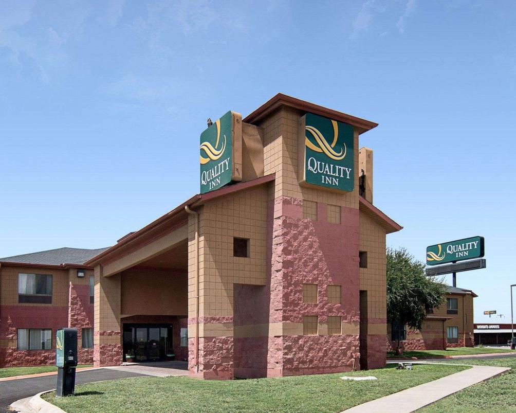 Quality Inn 87 2 4 8 Midland Hotel Deals Reviews Kayak