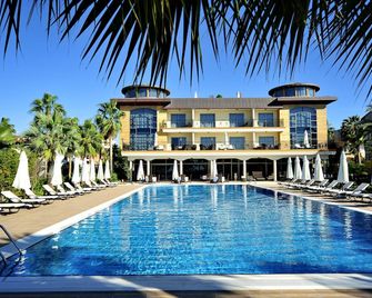 Villa Augusto Boutique Hotel - Konakli - Piscina