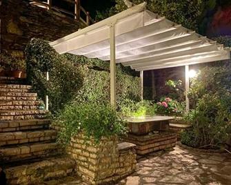 La Bouganville - accesso a mare privato - Ameglia - Binnenhof