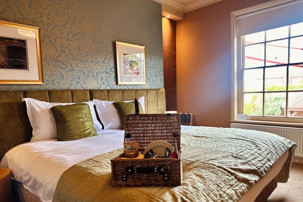The Old Orleton Inn - Telford