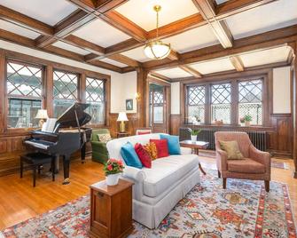 The Shaffner Inn - Winston-Salem