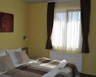 Hotel Zarja - Maribor - Bedroom