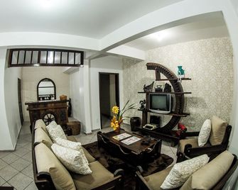 Pousada Casarão - Jaraguá do Sul - Sala de estar