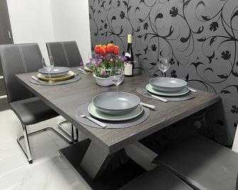 Melinda Apartman - Kisvárda - Dining room