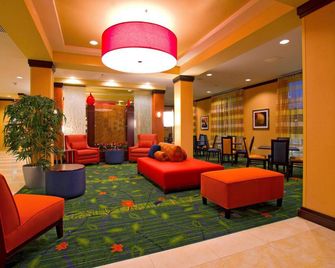 Fairfield Inn & Suites by Marriott San Antonio Alamo Plaza/Convention Center - San Antonio - Lobby