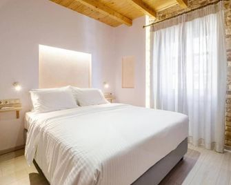 Nymfes Corfu Apartments - Marina - 派拉馬 - 臥室