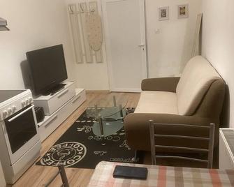 Apartment Nv - Eisleben - Wohnzimmer