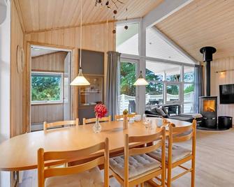 Holiday Home Mågelunden Rødby I - Rødby - Essbereich