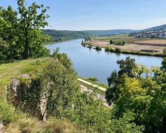 Chalet an der Donau direkt bei Regensburg, 5 Sterne DTV - Pentling