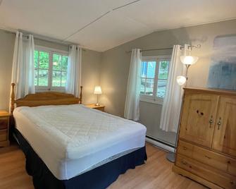 Maple Ridge - Charleston Lake Ontario - Delta - Habitación