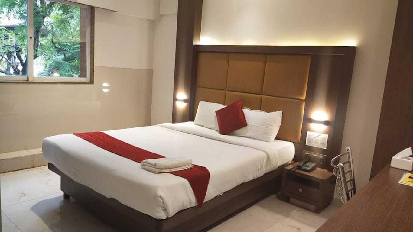 Hotel Express Inn, Panvel