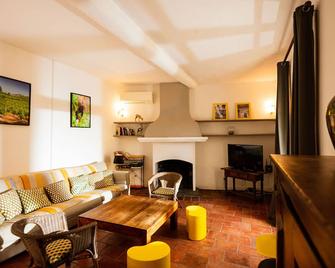 Gîte Maison des Vendangeurs - Villesèque-des-Corbières - Sala de estar