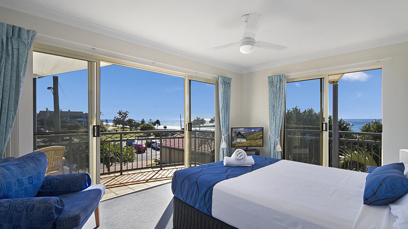 Golden Riviera Beach Resort
