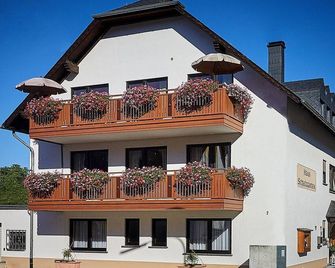 Double room 6 - Gäste- und Weinhaus Haus Schatzgarten - Traben-Trarbach - Building