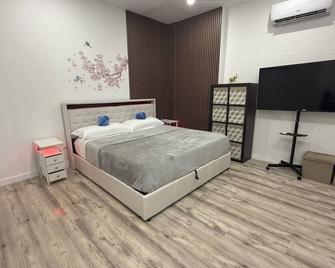 Chic studio in fabulous Homestead with WiFi, AC - Homestead - Schlafzimmer
