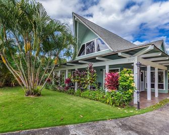 Ailana Hale - Princeville - Building