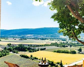 Le Nesk Ventoux - Hotel - Sault - Балкон