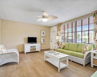 Coconut Bay Resort - פורט לודרדייל - סלון