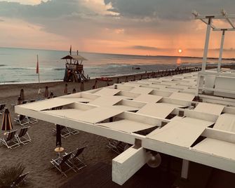 Hotel Tirreno - Latina