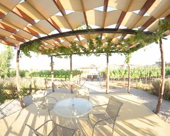 Cedrón. Acogedora Cabaña de Madera Ideal Para Parejas - Guadalupe - Restaurant