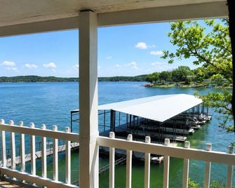 Alhonna Resort - Lake Ozark - Parveke