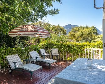 Little House - Constantia - Balkón