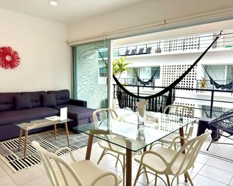 Papaya Condo Acapulco Diamante -Solo Adultos - Acapulco