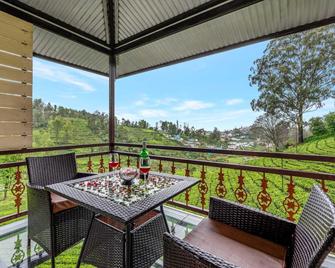 Lakshmi Retreat - Kotagiri - Balcony