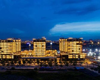 Gem Residence - The Galleria District 2 - Ho Chi Minh City - Building