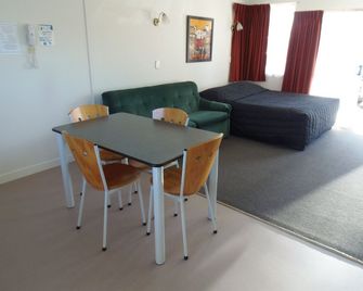 Kings Court Motel - וונגאנוי - חדר אוכל