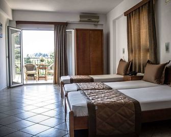 Hotel Ilios - Kriopigi