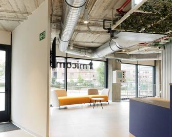 Micampus San Mamés Students Residence - Bilbao - Lobby