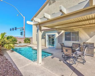 777rentals - 4brs/3ba - Wet And Wild Convenience - Spring Valley - Pool