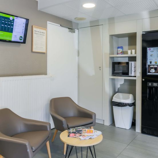 B&B HOTEL Metz Augny image 1
