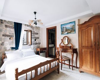 Hotel Galathea - Kotor - Sypialnia