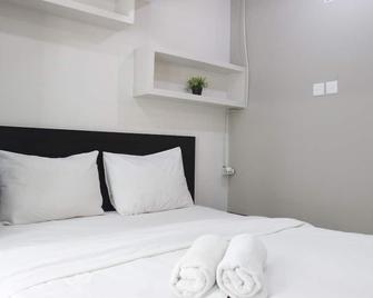 Functional Studio Room The Jarrdin Cihampelas Apartment - Bandung - Schlafzimmer