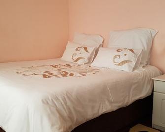 Ms Self-Catering - Pietermaritzburg - Bedroom