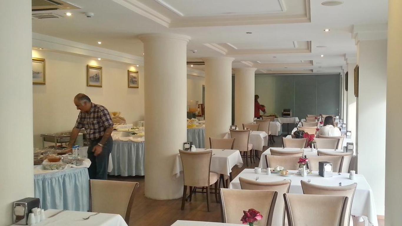 Hotel Ismira