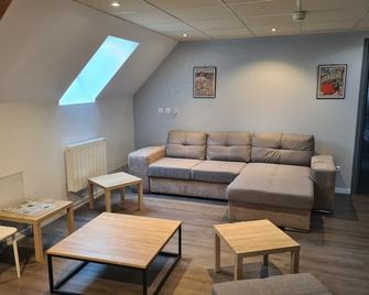 Gite de Murat for 10 persons - Murat - Living room