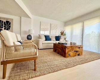 Villa Valbuena Aqua Vista Key Largo Marina Pickleball Remodeled 2025 - Cayo Largo - Sala de estar