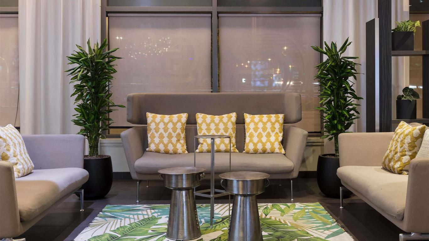 نوفوتيل باريس سانت دينيس ستاد بازيليك