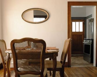 The Red Roof Cottage - Mobridge - Comedor