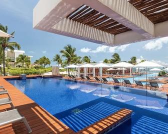 La Amada Residences Luxury - Isla Mujeres - Piscina